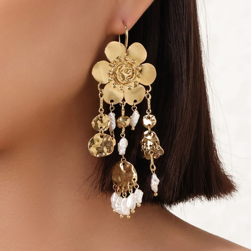 Exaggerated round Floral Pearl - Ethnic Fashion Show recension och pris