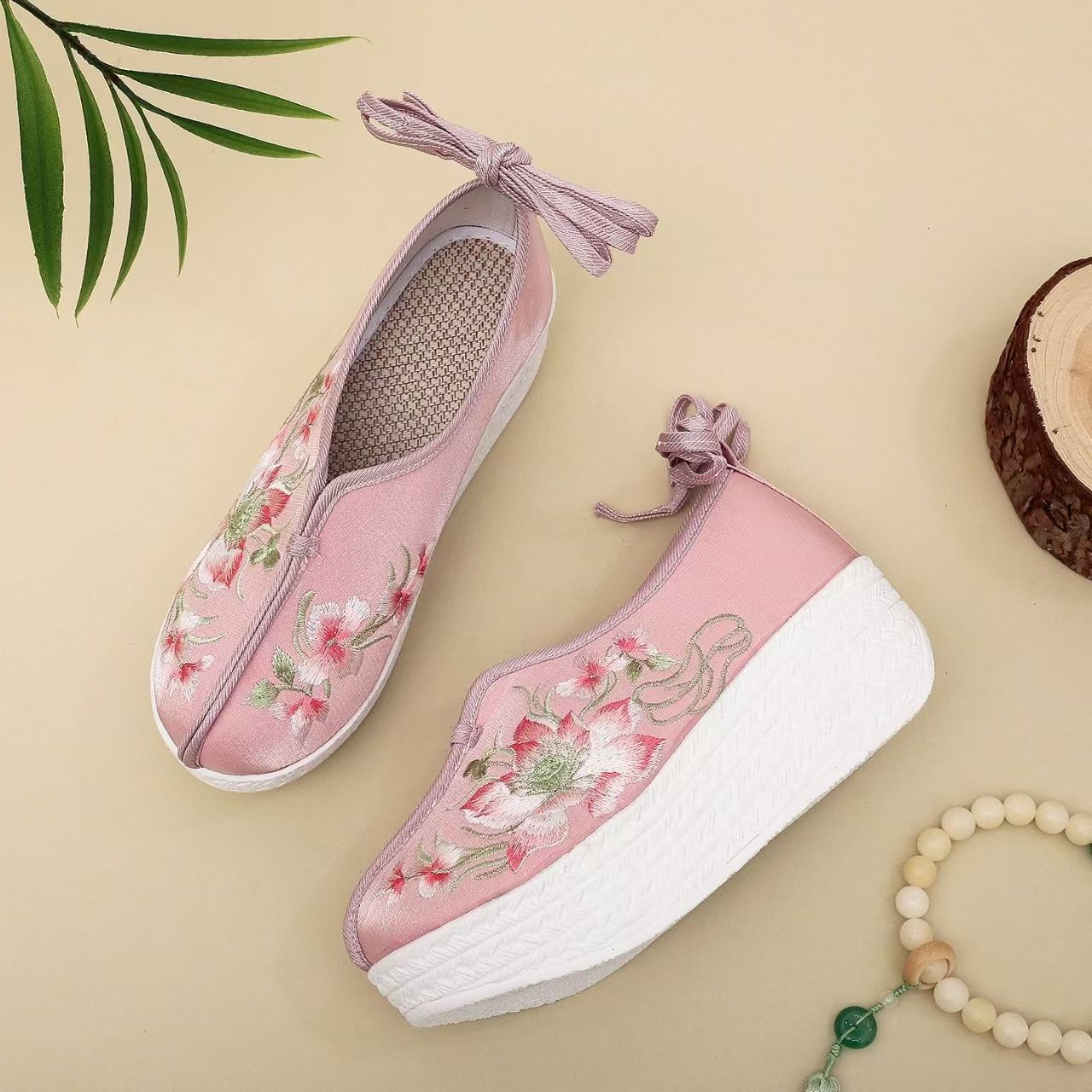 Woman Ethnic Style Wedges Embr - Ethnic Style recension och pris