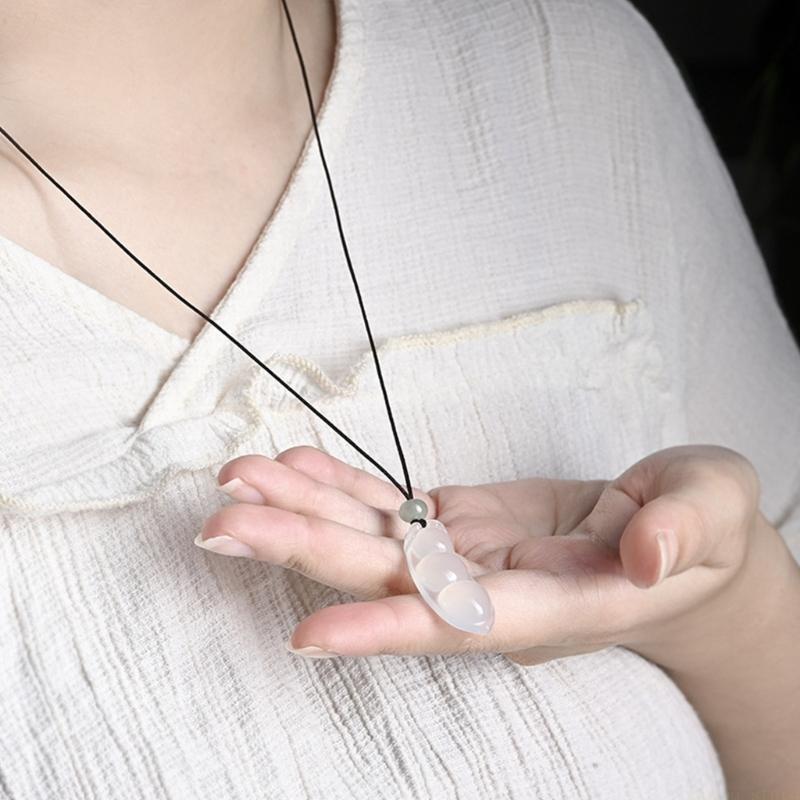 31BF Artisanal Jade Pendant Ne - Ethnic Contemporary Fashion recension och pris